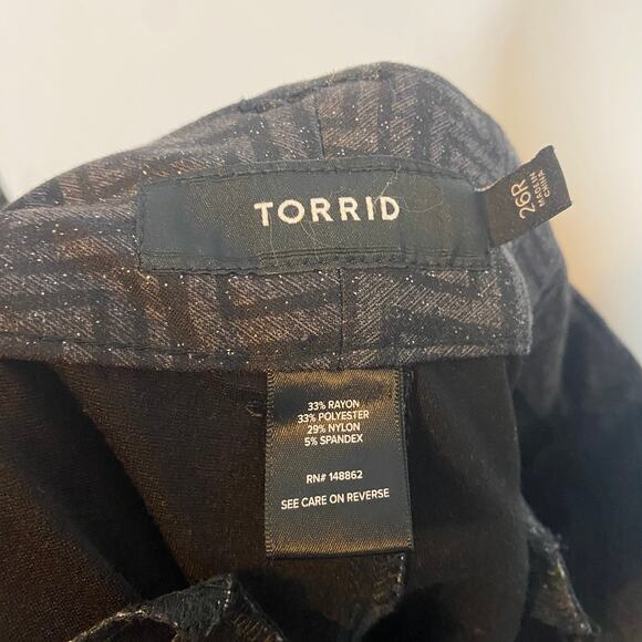 Torrid Studio Premium Ponte Stretch Ankle Skinny Pant Grey Chevron Sparkle Sz 26 - Picture 7 of 10